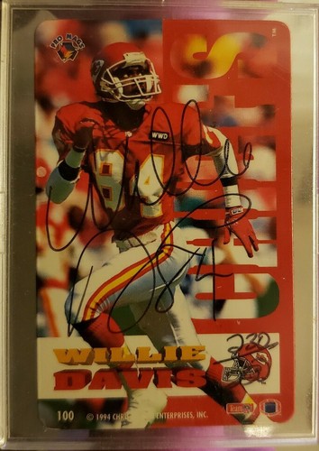 WILLIE DAVIS 1994 Pro Mags Magnet AUTO Autograph SP #/250 Kansas City Chiefs Mag