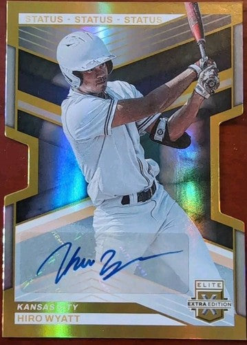 HIRO WYATT 2023 Panini Elite Extra Edition Die Cut Status AUTO GOLD #6/10 Royals