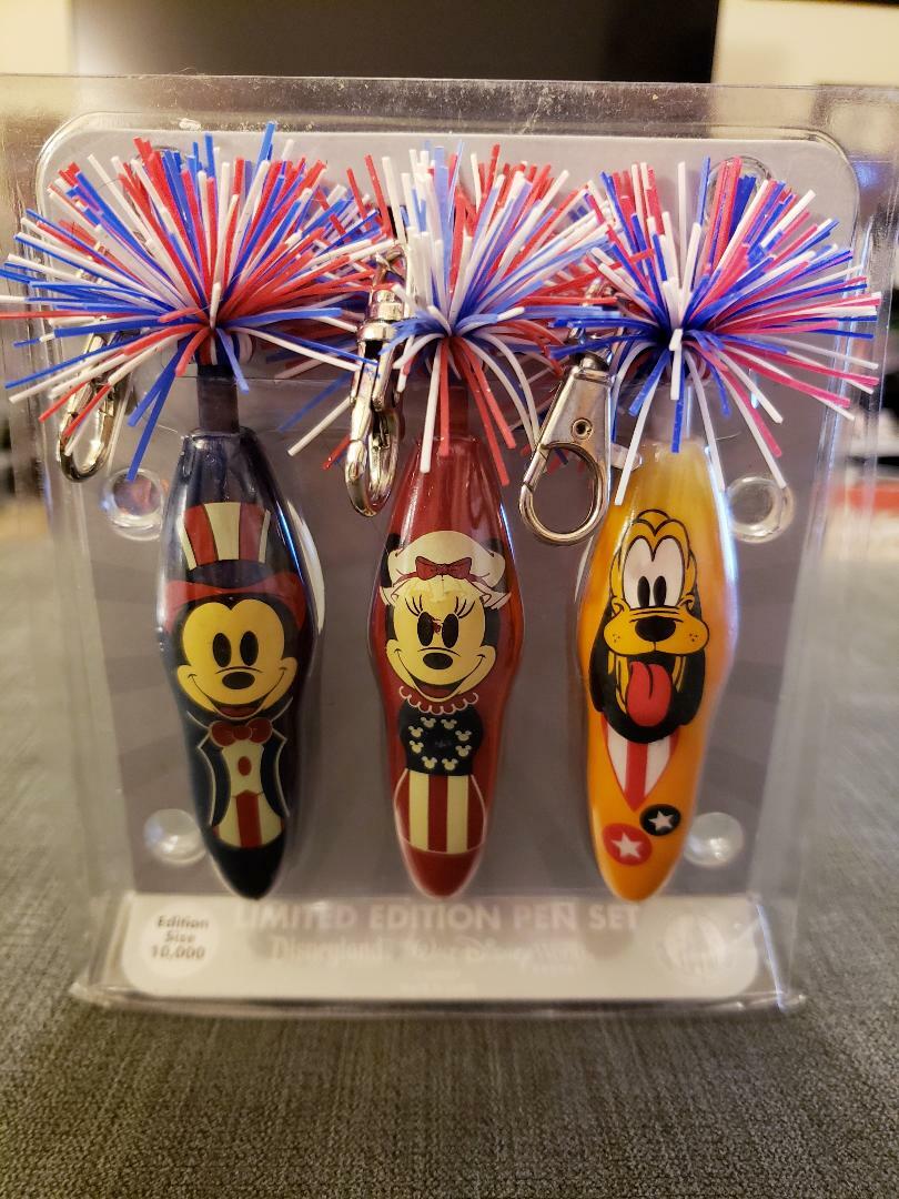 Kooky Disney Parks America Mickey Minnie Pluto Pen Disneyland Limited Edition