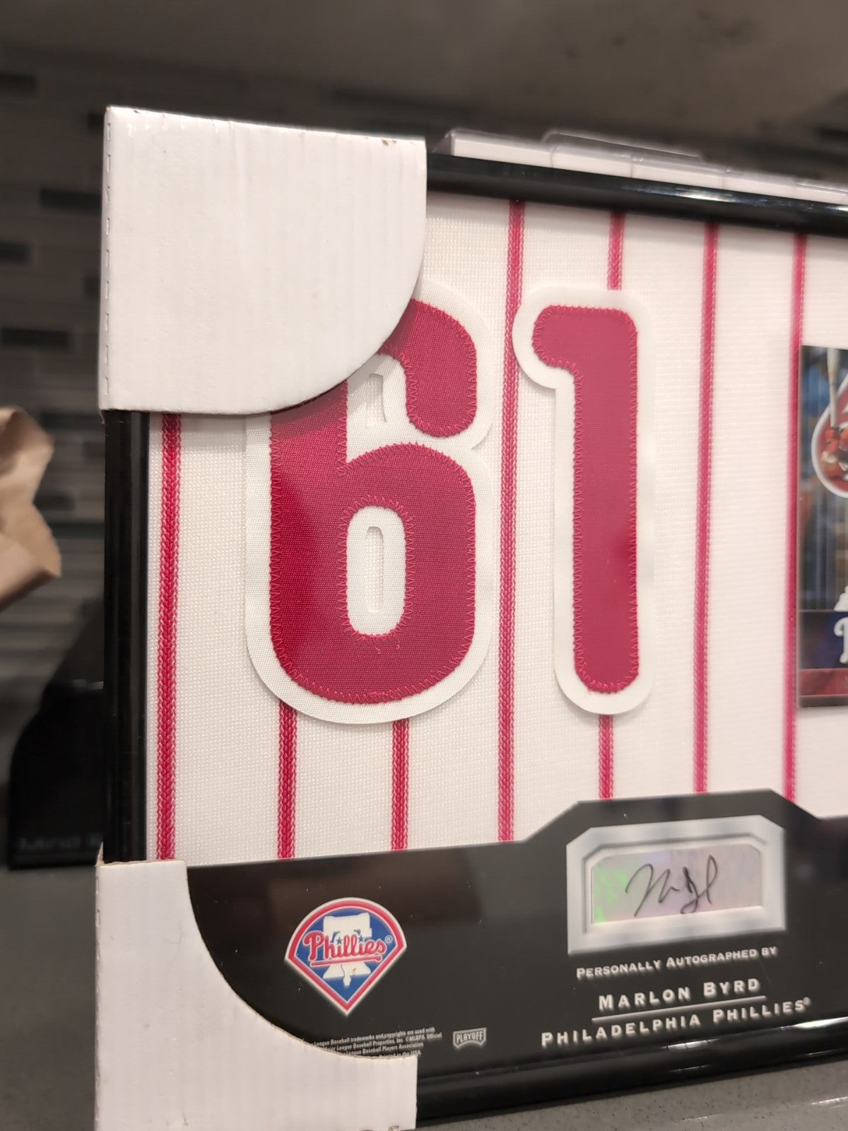 MARLON BYRD 2002 Absolute Signing Bonus RC AUTO JERSEY NUMBER PATCH /61 Phillies
